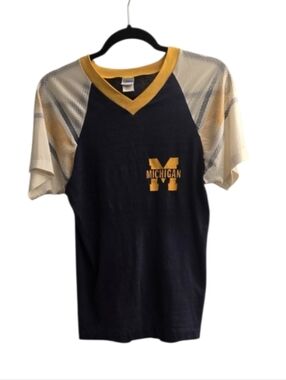 Champion Michigan V‑Neck Tee in Navy and Yellow. M